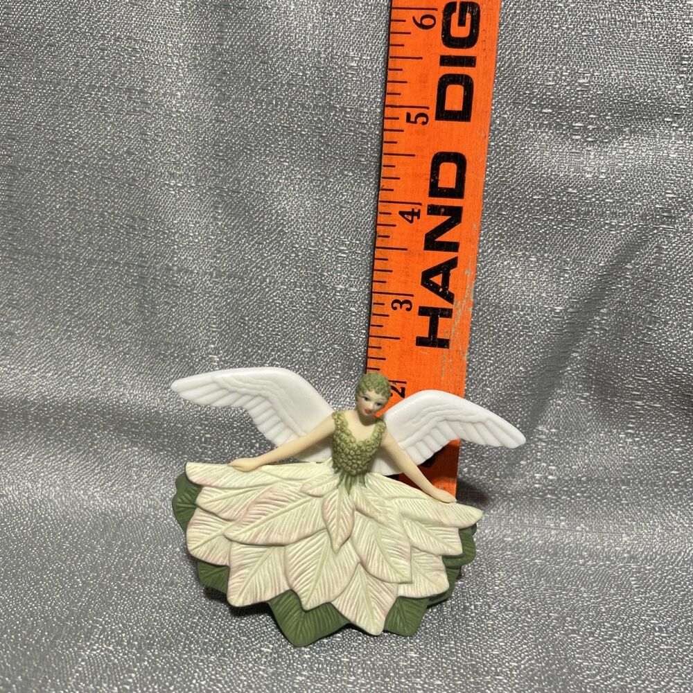 Vtg Hallmark Beautiful Angel Miniature Porcelain Tree‎ Topper GreenWhite 2003 - Picture 2 of 10